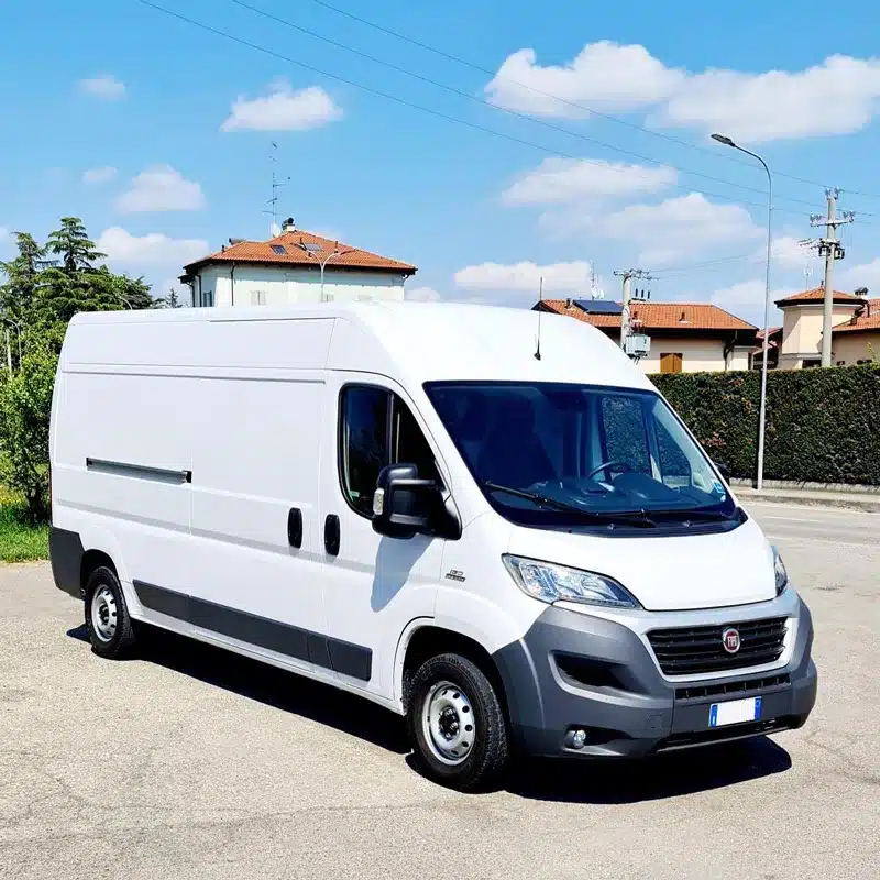 furgone-in-noleggio-ducato furgone-in-noleggio-ducato